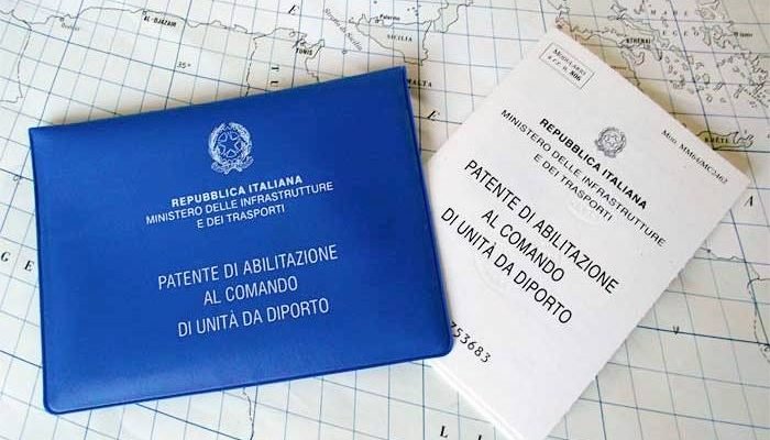 1633341327-codice-nautica-patente